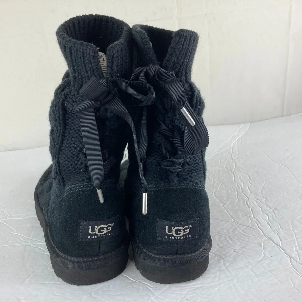 UGG Isla Knit Sweater Boots Womens 7 Ribbon Bow Chunky Cable Knit Designer